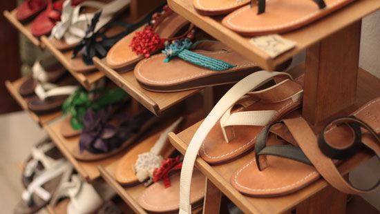 leather sandals in capri