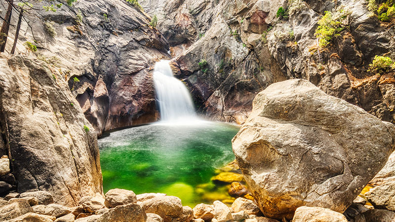 sequoia kings canyon roaring river falls