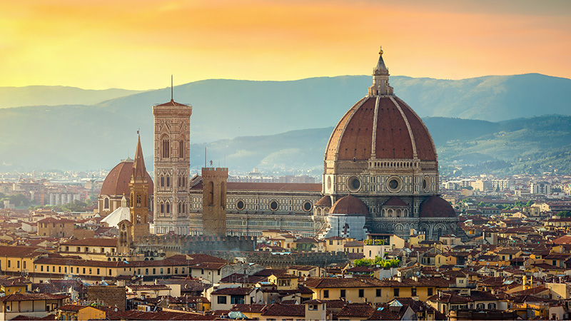 The Cathedral of Santa Maria del Fiore in Florence at dusk