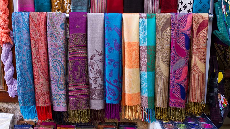 India pashmina souvenir