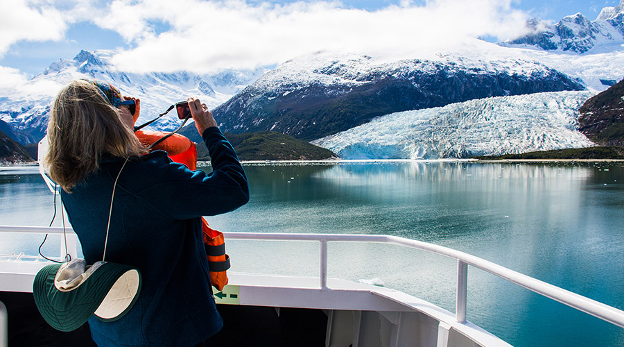 Patagonia cruise traveler