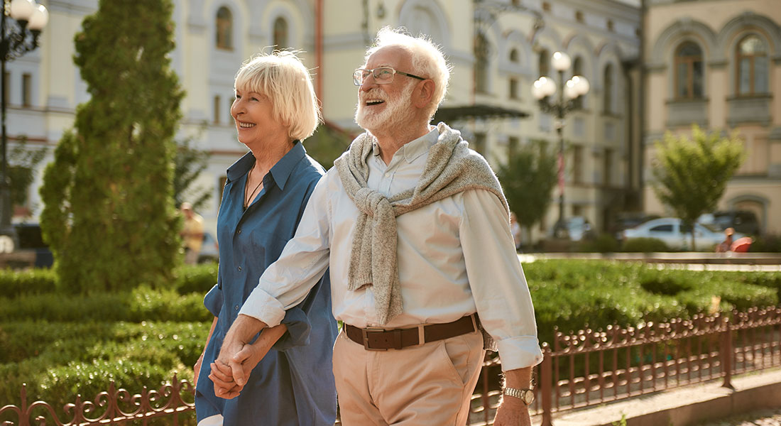 Top 8 USA Travel Agencies for Seniors and Retirees