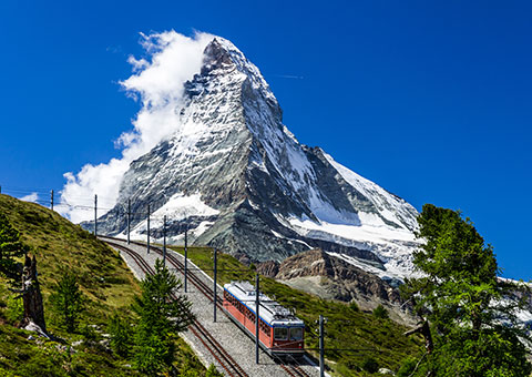 MatterhornLandscape_50765924_FotoliaRF_2657_480x340
