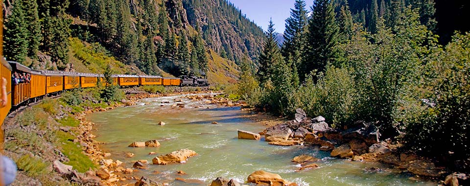 train trip through colorado rockies