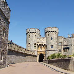 Windsor Castle Norman Gate Fotolia 32666697