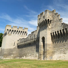 Avignon City WallsAdobeStock 98567619