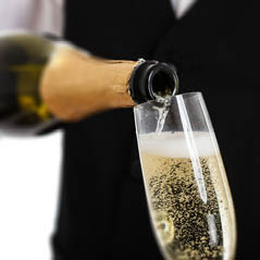 champagne AdobeStock 43057203