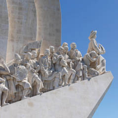 monument to the discoveries portugal AdobeStock 180051134