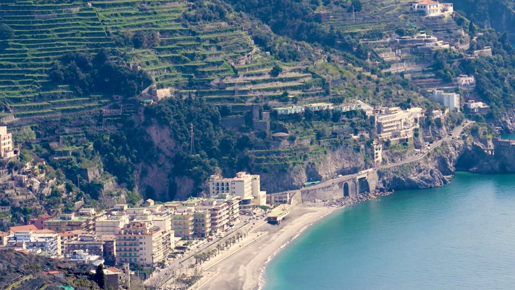 italy amalfi to puglia low season