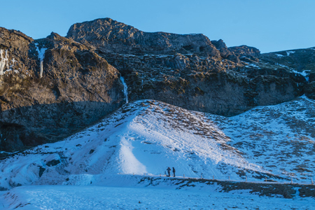 icelands magical northern lights search img sm