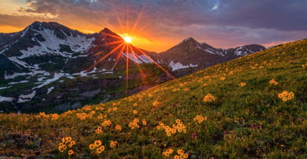 Colorado Tours Featuring National Parks And Historic Trains