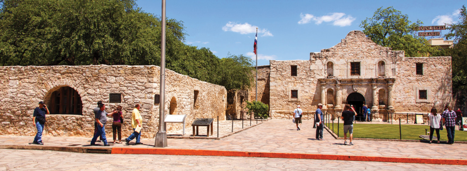 https://i.gocollette.com/tour-media-manager/tours/north-america/usa/64/packages/master-alt/top-carousel/spotlightsanantoniostockshow_hero1_alamo.jpg