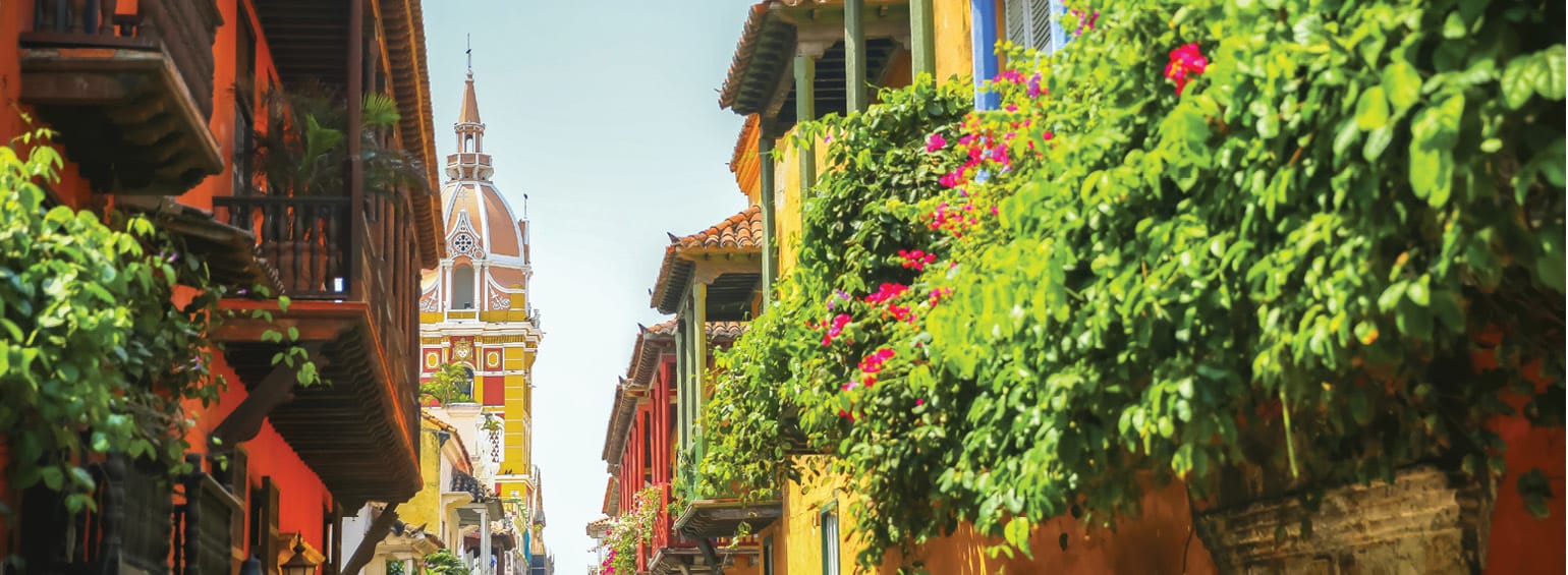https://i.gocollette.com/tour-media-manager/tours/south-america/argentina/630/packages/master-package/top-carousel/experiencecolombia_hero1_cartagena.jpg